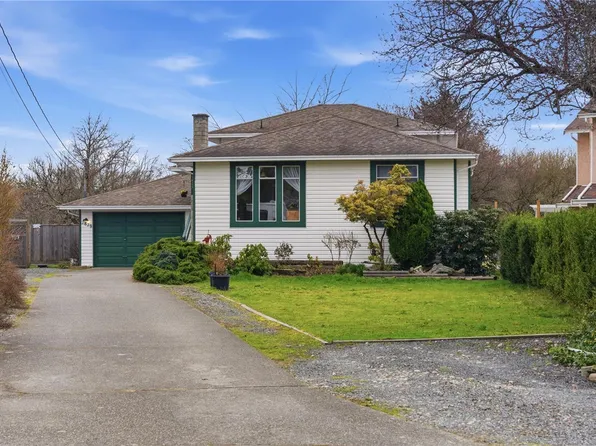 2829 Pickford Rd, Colwood, BC V9B 2K3
