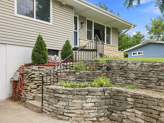 5th image of 222 Pickardy Ln