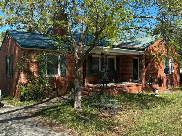 402 W 7th Street, Washington, NC 27889