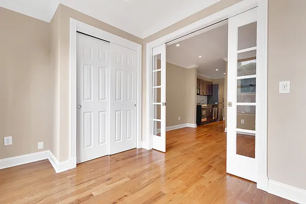 Rented by Cooper & Cooper Real Estate | media 10