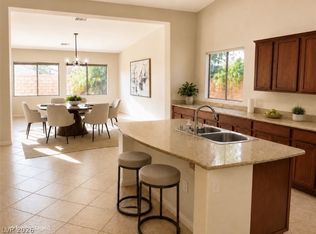8112 Chestnut Hollow Ave, Las Vegas, NV 89131