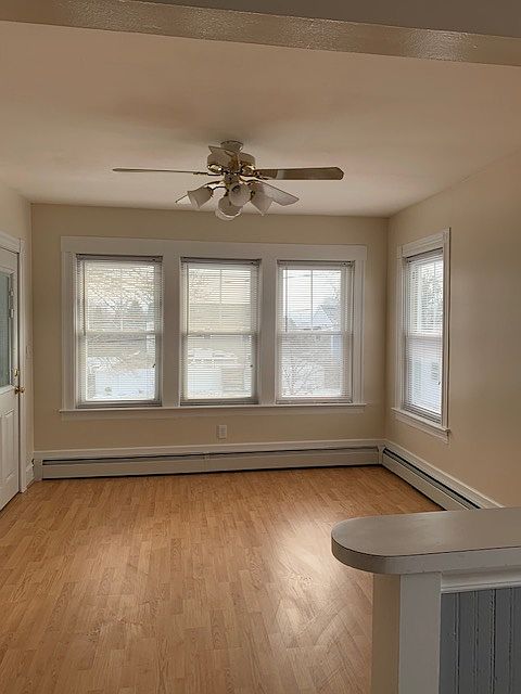 1st image of 48 Cotter St Floor 2