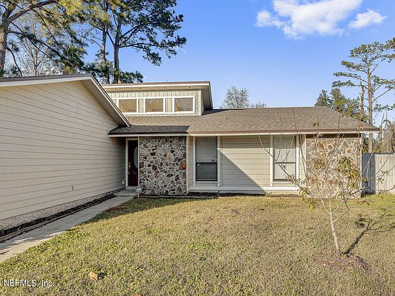 3rd image of 7049 Beechfern Ln N