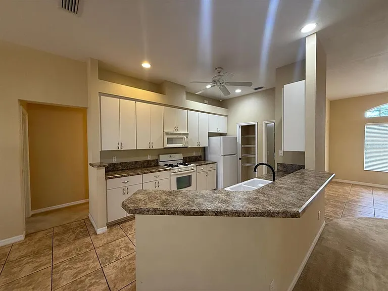 5111 Ironsides Ct — Photo 7