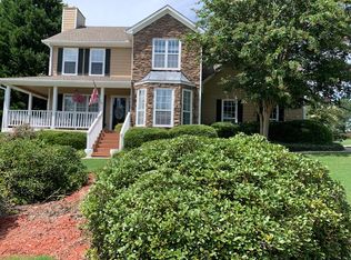 300 Pebblestone Dr, Loganville, GA 30052