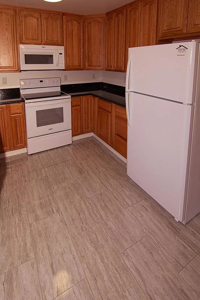 2 bed, 850 sqft, $2,795 — Photo 2