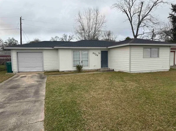 3726 Bowling Ln, Orange, TX 77630