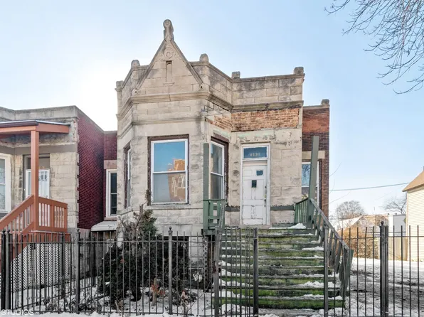 4131 W Gladys Ave, Chicago, IL 60624