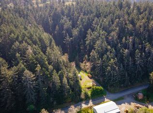 28515 Mateer Rd, Gold Beach, OR 97444
