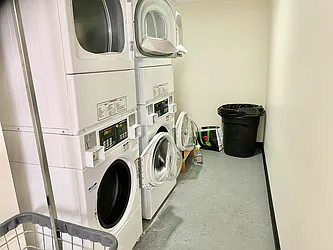 Rented by Papp Realty