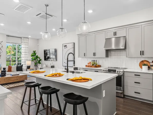 21402 Dana Point Ln, Cupertino, CA 95014