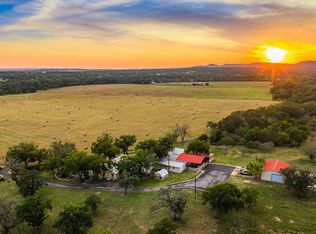 151 Gaddis Blf, Comfort, TX 78013