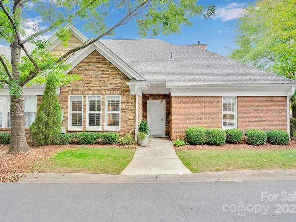 2742 Circa Dr, Matthews, NC 28105