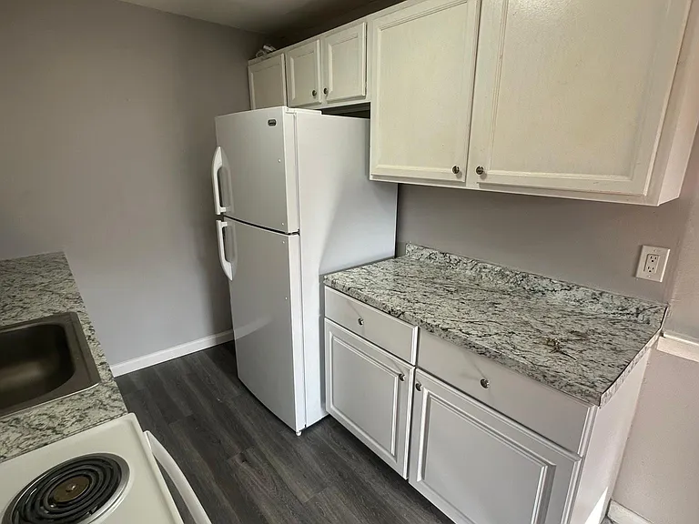 22 Atwood St #C4 — Photo 3