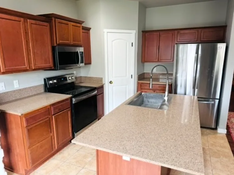 6746 Bailey St SE — Photo 6