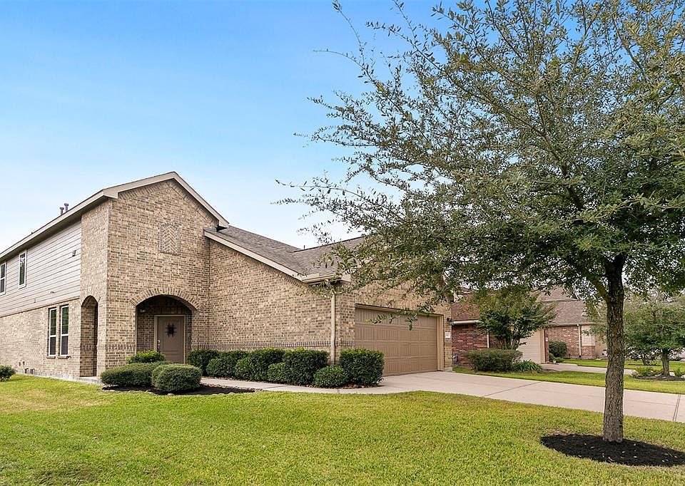 2nd image of 8810 Orchard Ridge Ln