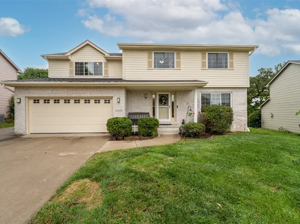 1540 S 50th Pl, West Des Moines, IA 50265