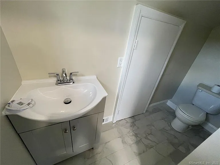510 W Main St #2 — Photo 8