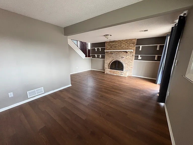 3622 Garden Blvd N — Photo 22
