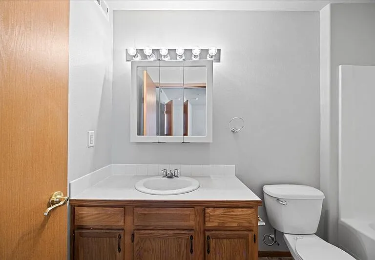 6305D Chapel Hill Blvd #D102 — Photo 11