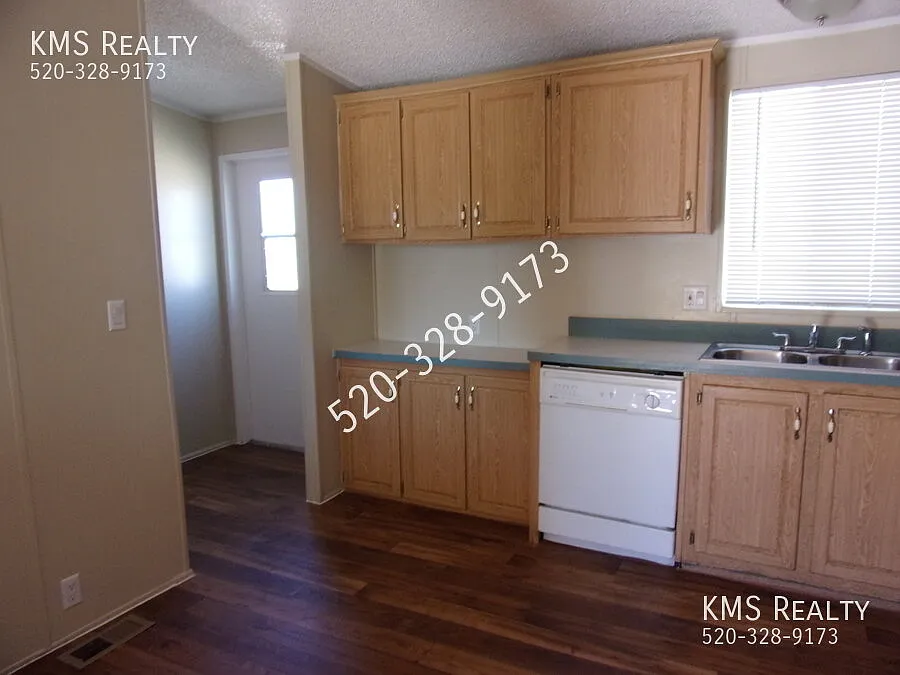 3 Beds/2 Baths Mh - Owner/Agent — Photo 4