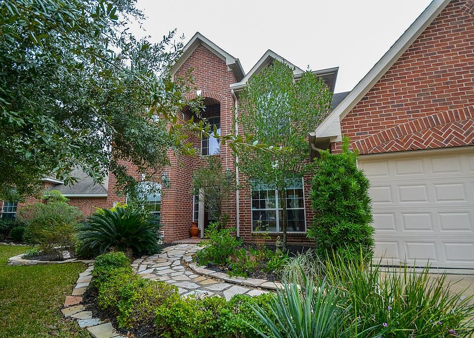 1st image of 26407 Abbey Springs Ln