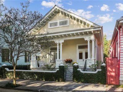 910 Louisa St, New Orleans, LA, 70117