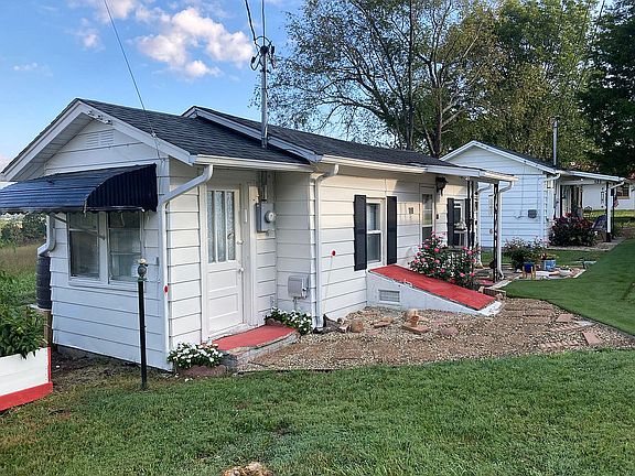 2-1 bedroom cabins