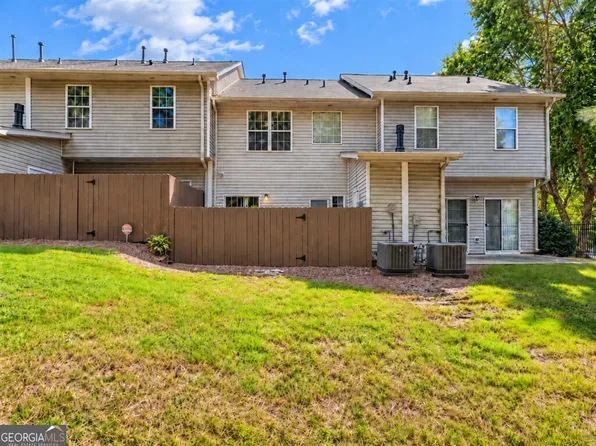 414 Lantern Wood Dr, Scottdale, GA 30079