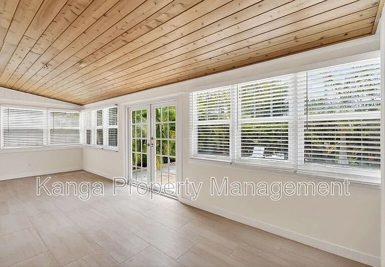 236 Greymon Dr — Photo 16
