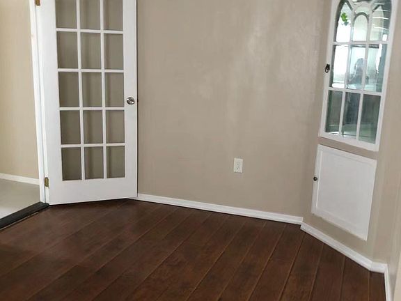 2nd image of 1000 117th St