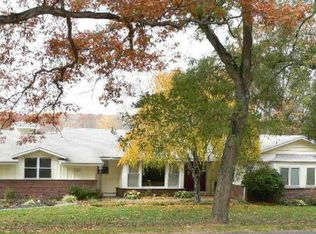 576 Grassy Hill Rd, Orange, CT 06477