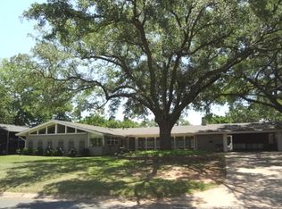611 Parkway Dr, Natchitoches, LA 71457