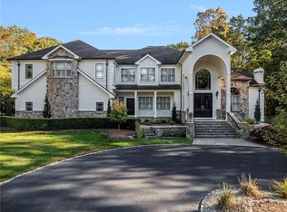 18 Lebaron Ct, Cranston, RI 02921