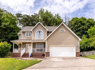 8701 Brucewood Ln, Knoxville, TN 37923