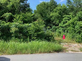 9863 Holly Rd, Neosho, MO 64850