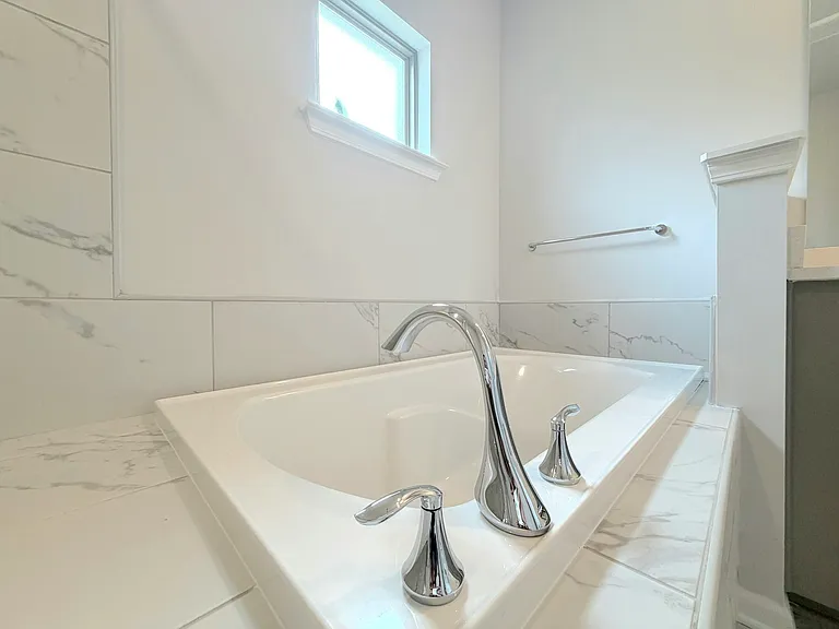 204 Stockyard Cir — Photo 18
