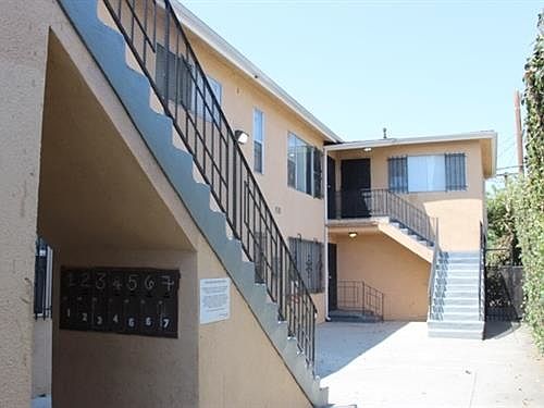 2nd image of 535 W 75th St APT 7