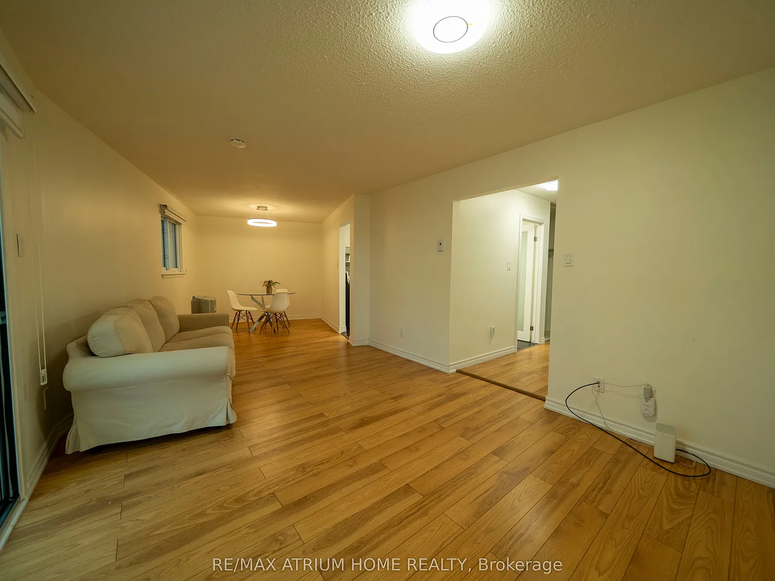4 bed, $3,300 — Photo 2