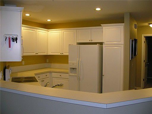 5th image of 2130 Palisade Blvd