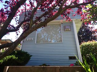 3255 NW 61st St, Seattle, WA 98107
