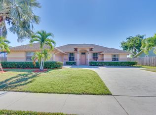 11684 Sanderling Dr, Wellington, FL 33414
