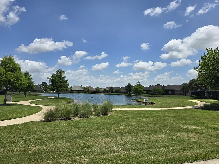 4410 Lake Crest Dr — Photo 28