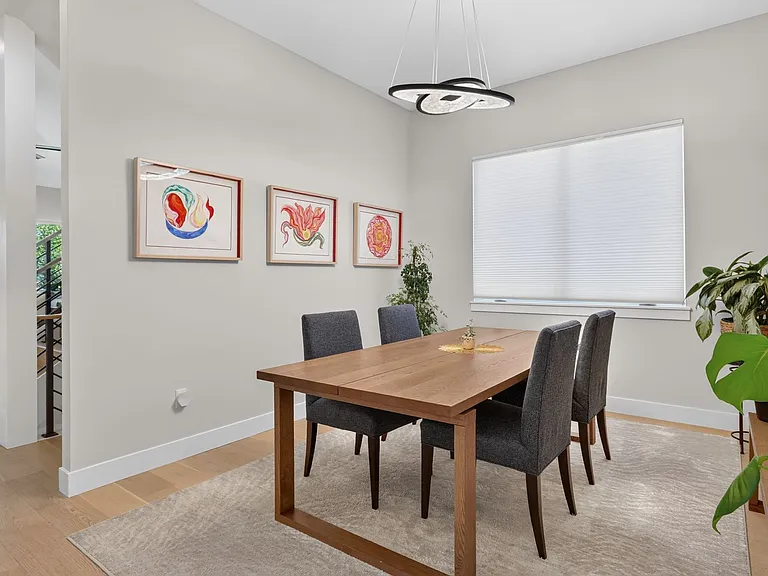 849 Union Ave — Photo 4