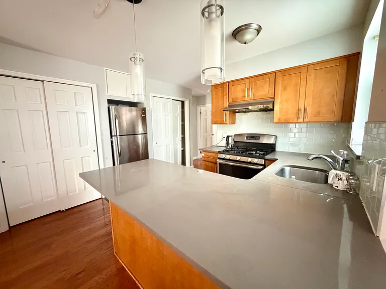 16 71st St #1 — Photo 1