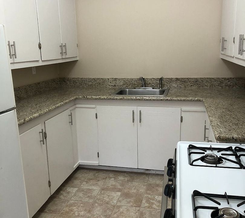 1st image of 837 Eureka Ave