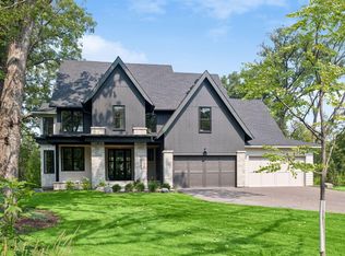 5570 Wedgewood Dr, Shorewood, MN 55331