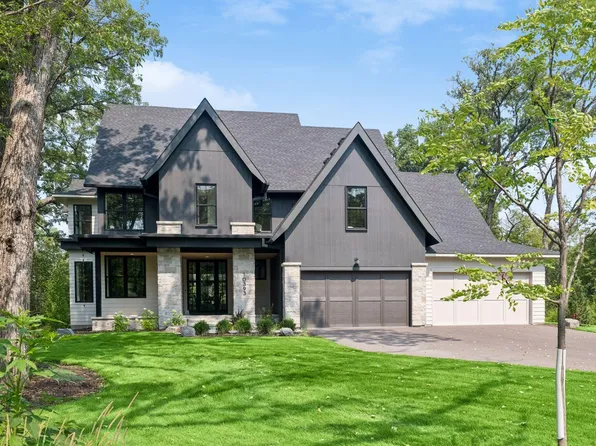 5570 Wedgewood Dr, Shorewood, MN 55331
