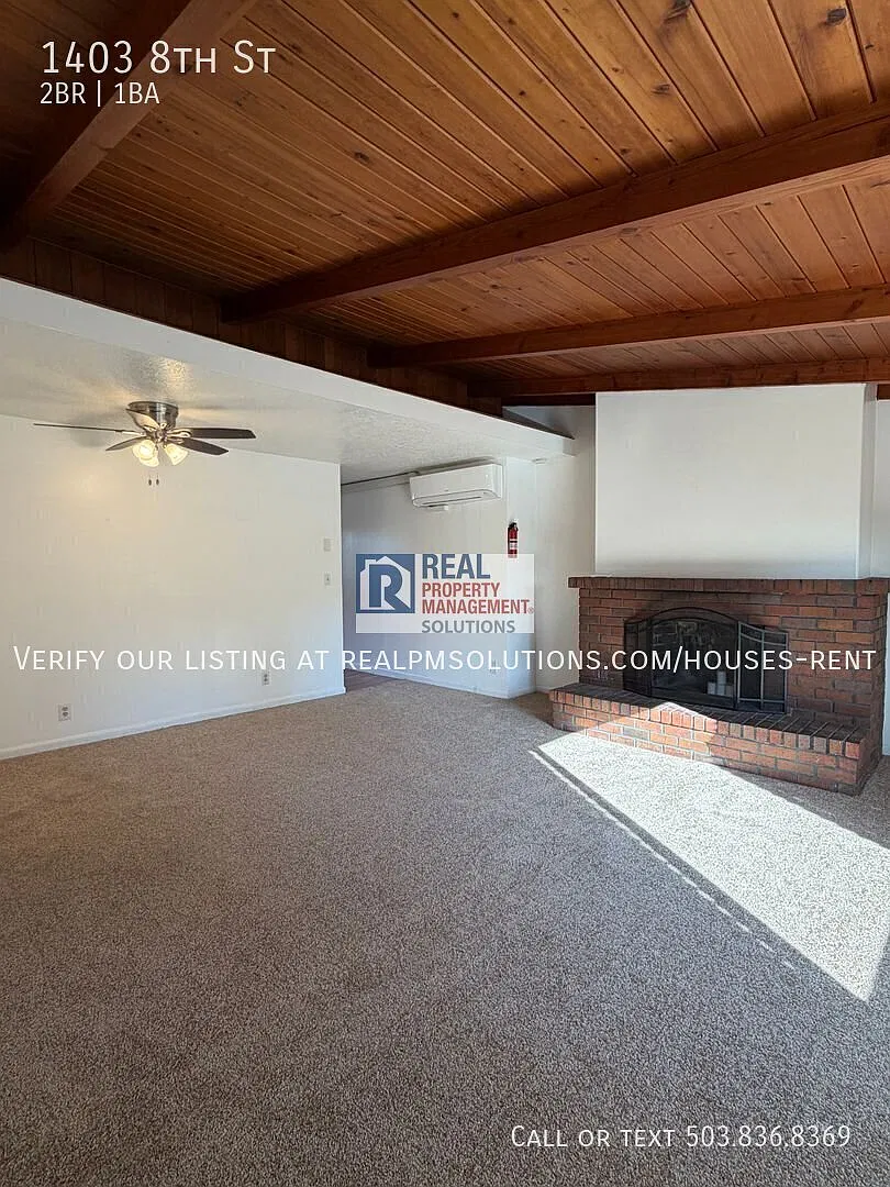 Fantastic Triplex Home in Oregon City — Photo 3