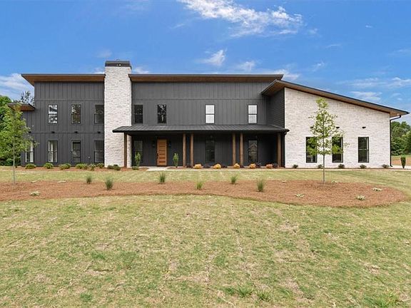 4th image of 112 Summit Ln